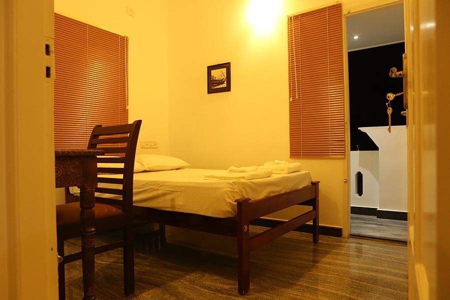 Janatha Homestay Kochi Esterno foto